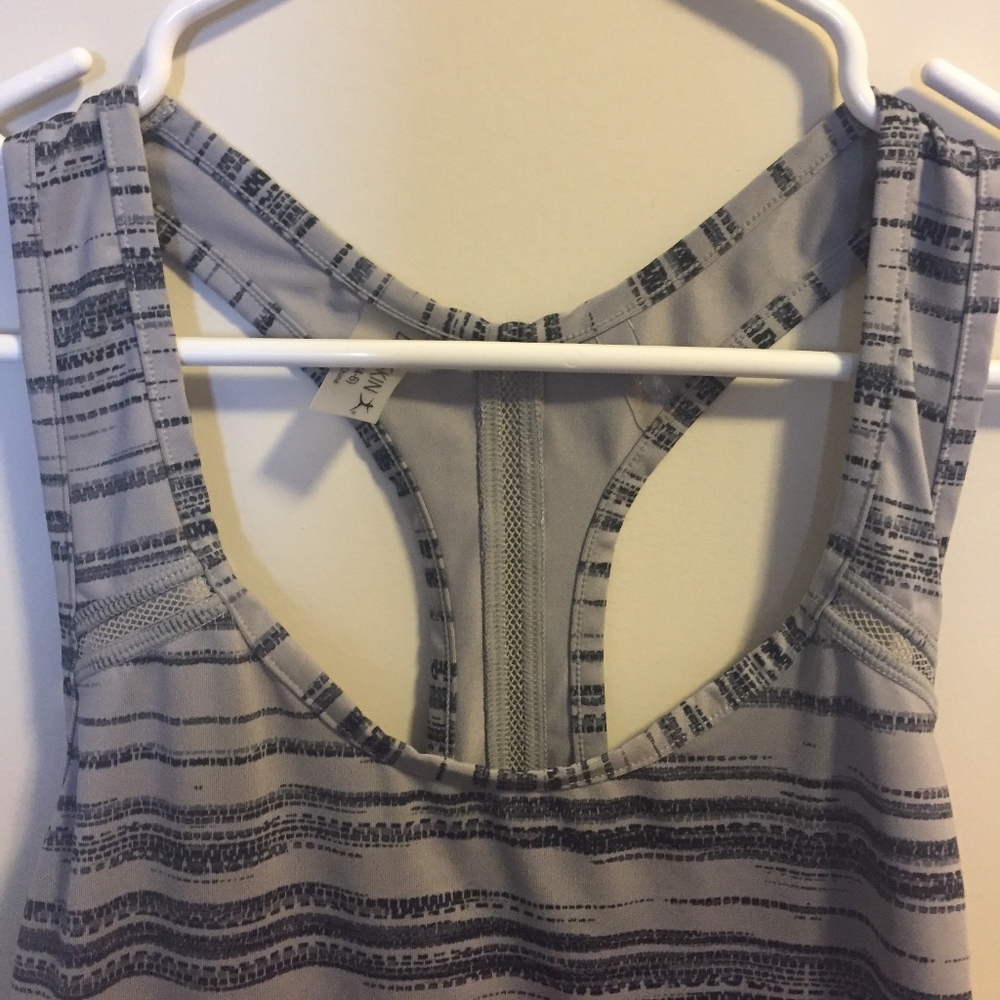 Workout Tank Top - Picture 3 of 4
